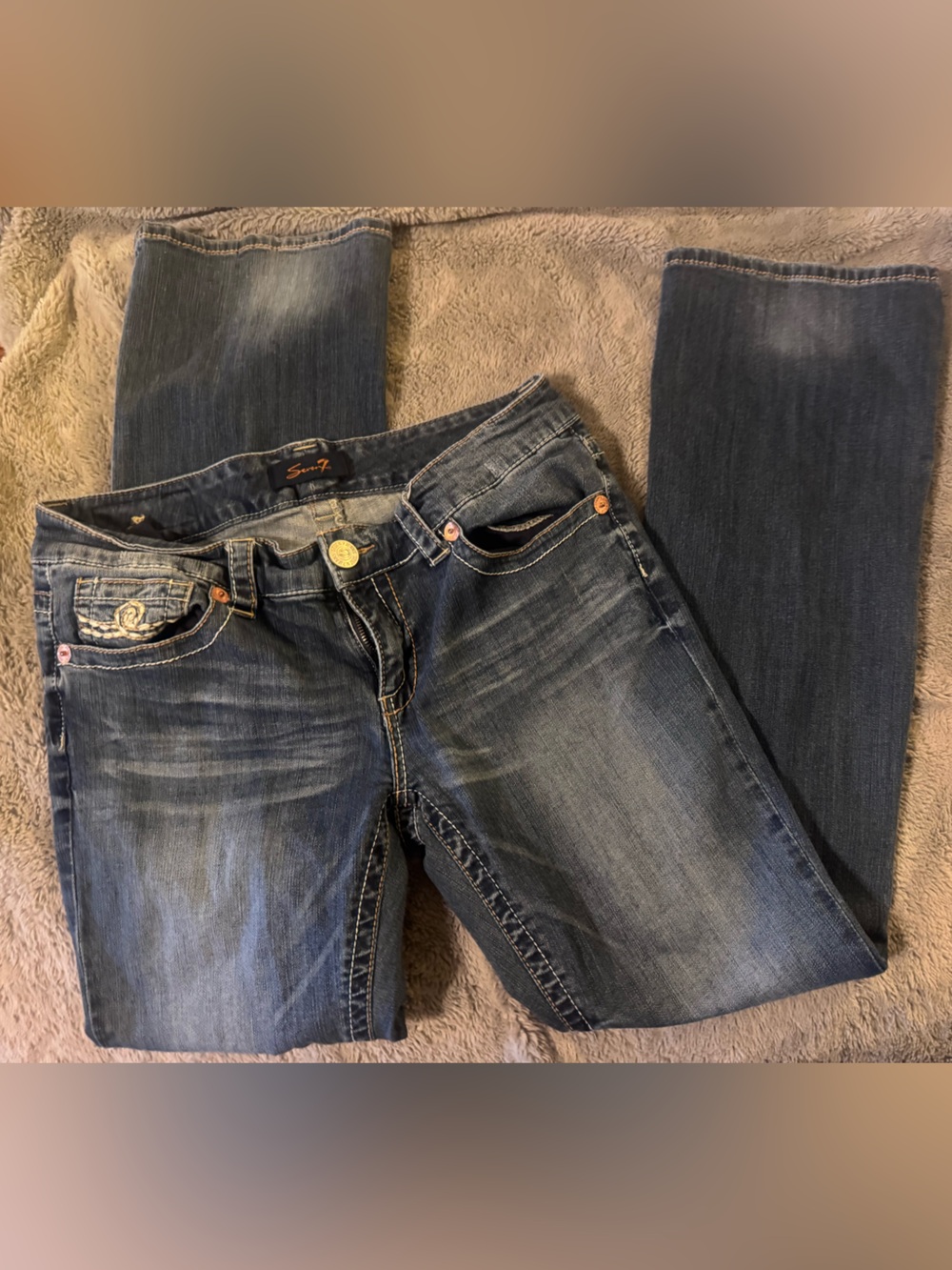 Seven7 Women’s Washed Blue Straight Leg Jeans